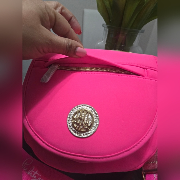 New LILLY PULITZER GIAVANNA AURA PINK NEOPRENE CROSSBODY BAG PURSE - Picture 10 of 11